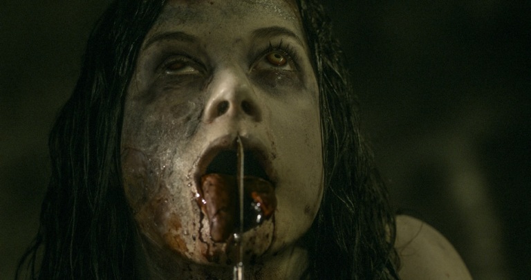 Jane-Levy-in-Evil-Dead-2013-Movie-Image-21